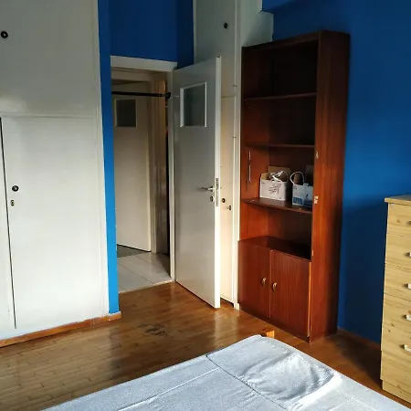 Apartment Central Kiato