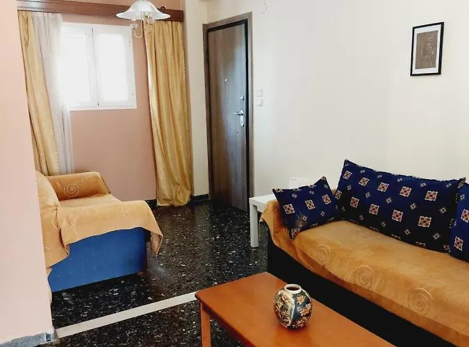 Central Kiato Apartment *